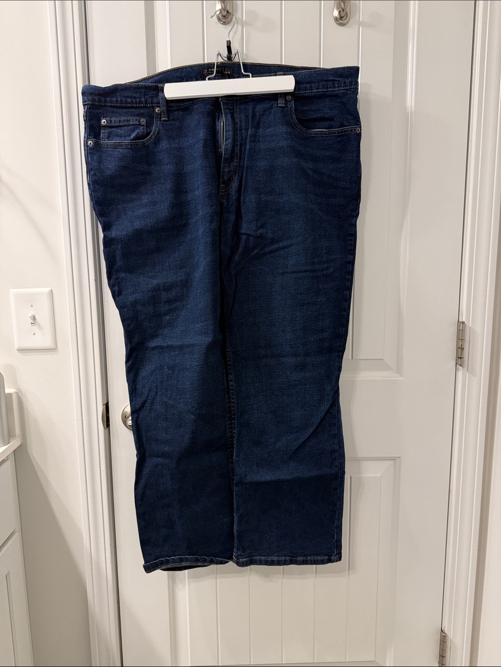 42x30 Men's Dark Blue Straight Fit Jeans